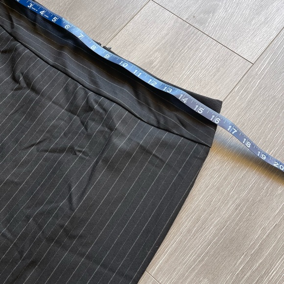 Pinstriped short pencil skirt size 44 M 8 United Colors of Benetton - Picture 5 of 5